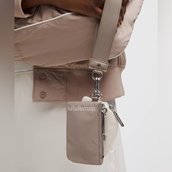 Lululemon Dual Pouch Wristlet- Warm Ash Grey/Light Ivory - Picture 7 of 7